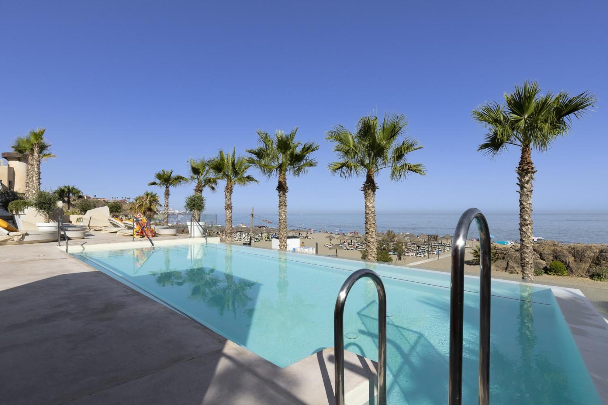 Apartment Exclusive 3-bedroom In Higueron Fuengirola