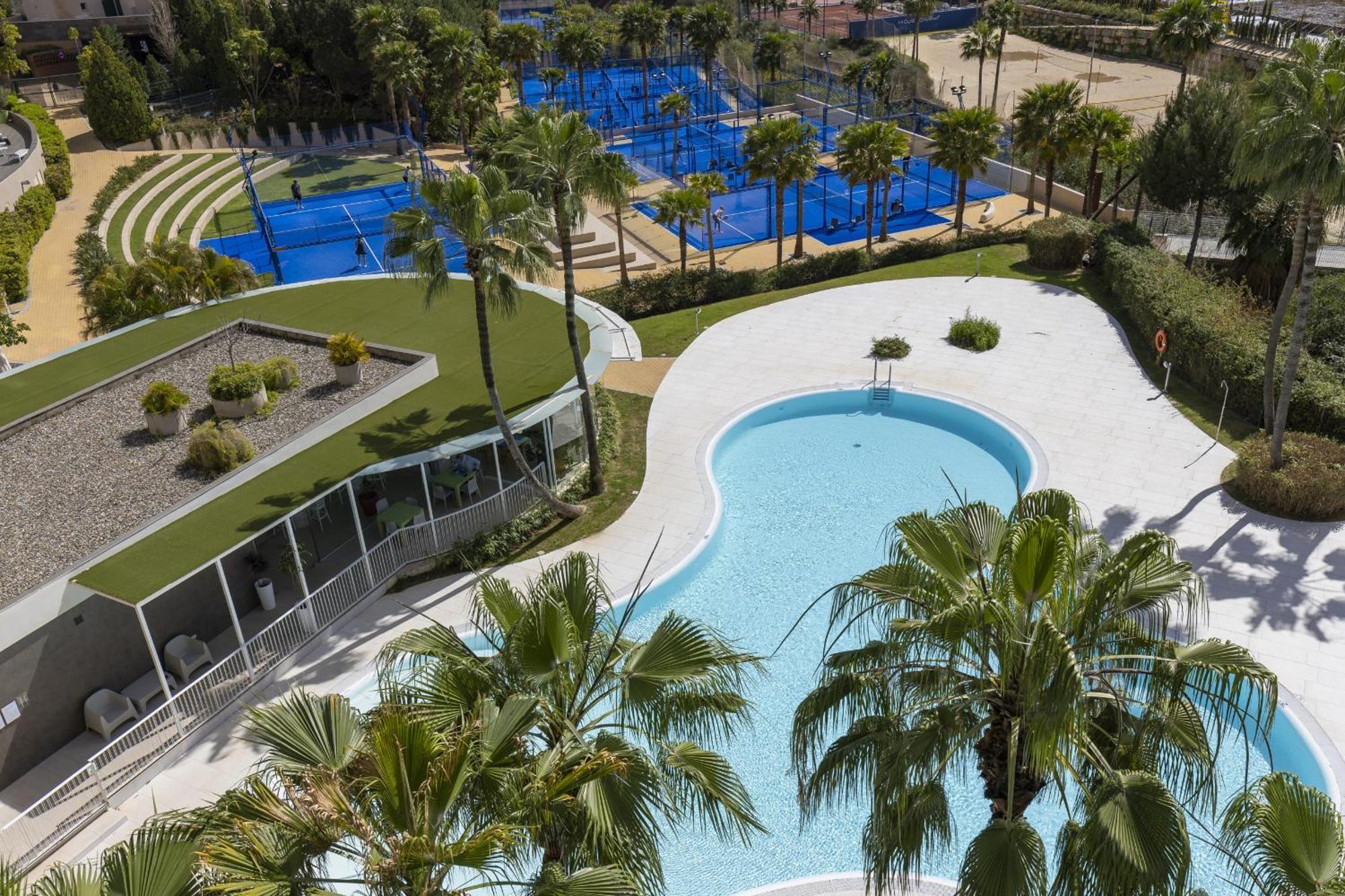 Exclusive 3-bedroom In Higueron *