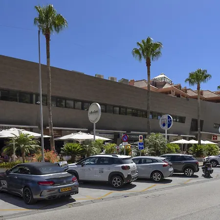 Exclusive 3-Bedroom Apartment In Higueron Fuengirola Exterior photo